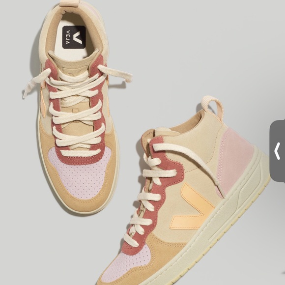 Veja Shoes - Veja V-15 Women's High-Top Sneakers in Pink, Beige & Peach